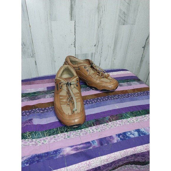 H.S. Trask Men's Size 8.5 M Brown Leather Trophy Lace Up Shoe - Picture 1 of 10